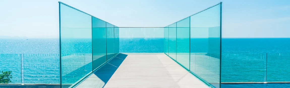 Customized Glass Pool Fence Repair Services in Fountainebleau, FL